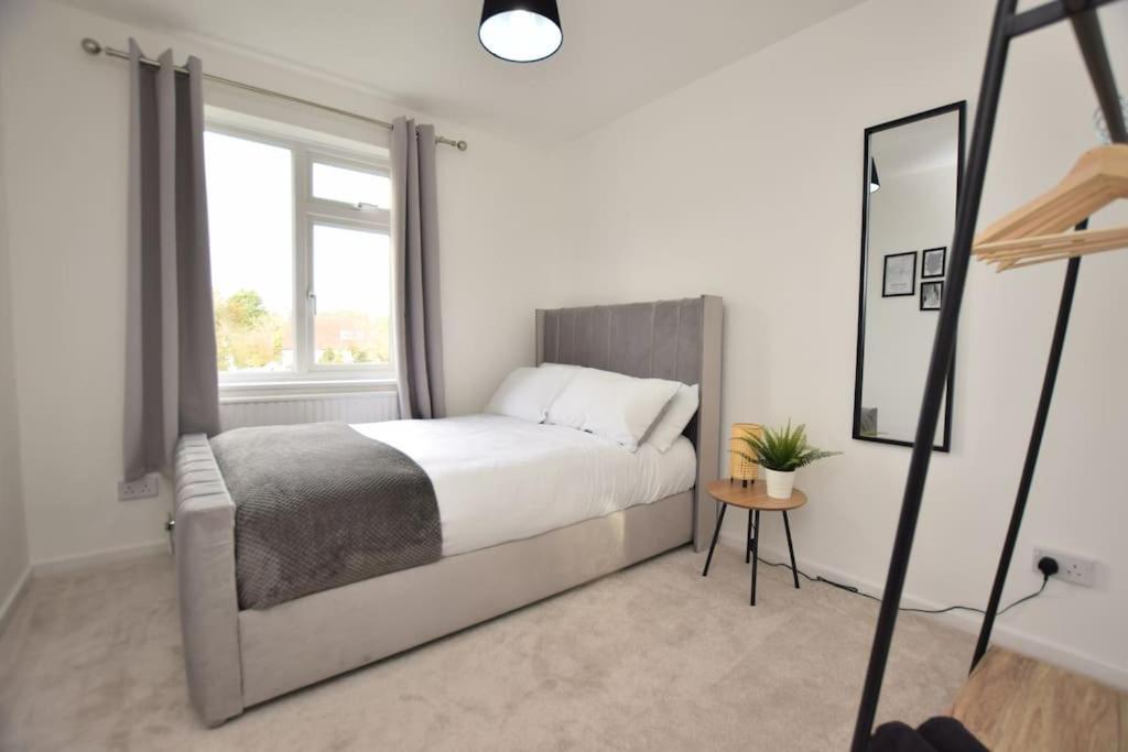 Luxury Central Oxford Detached Home エクステリア 写真