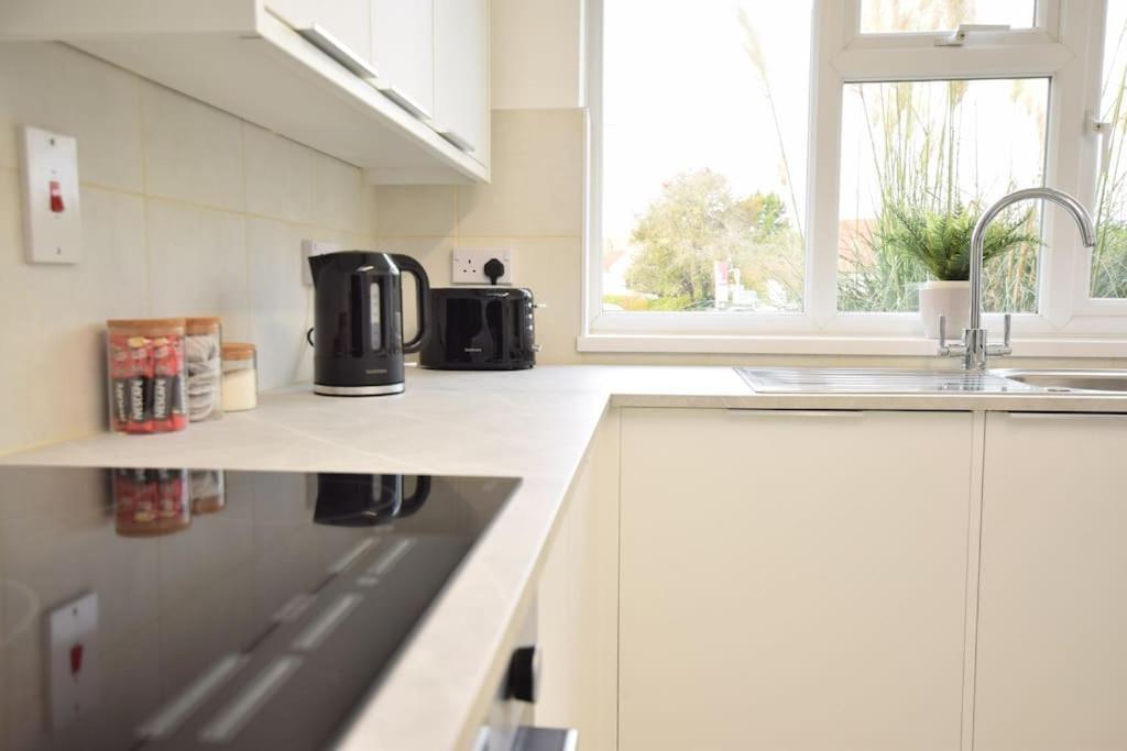 Luxury Central Oxford Detached Home エクステリア 写真