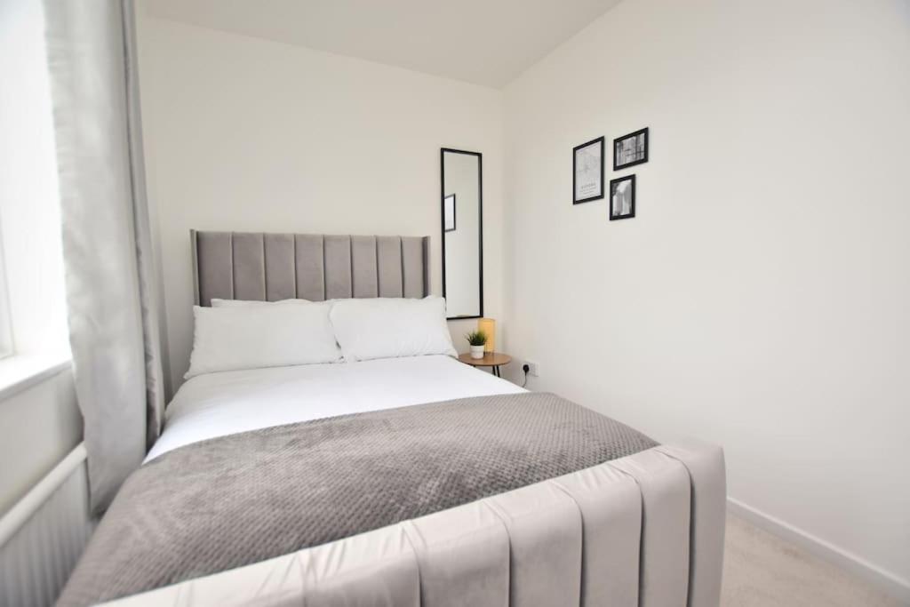 Luxury Central Oxford Detached Home エクステリア 写真